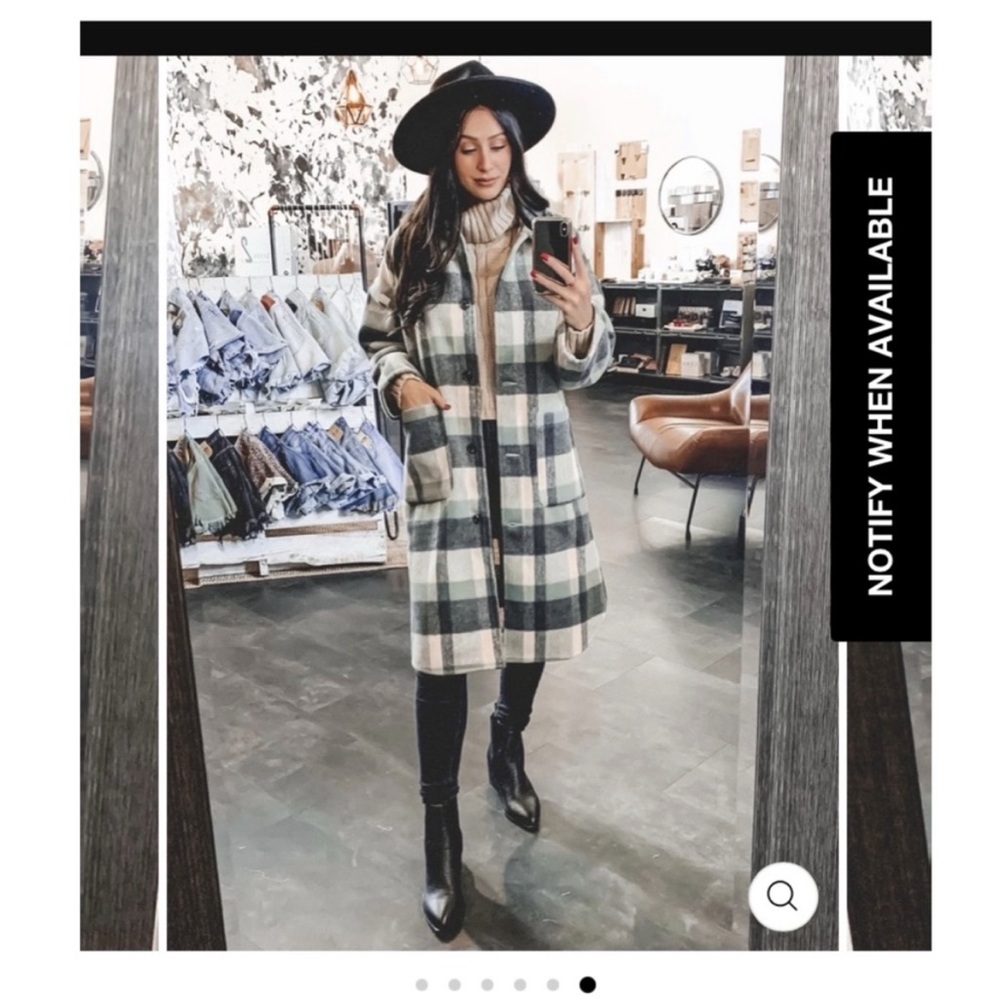 NWT C’est Moi Long Plaid Shacket o/s